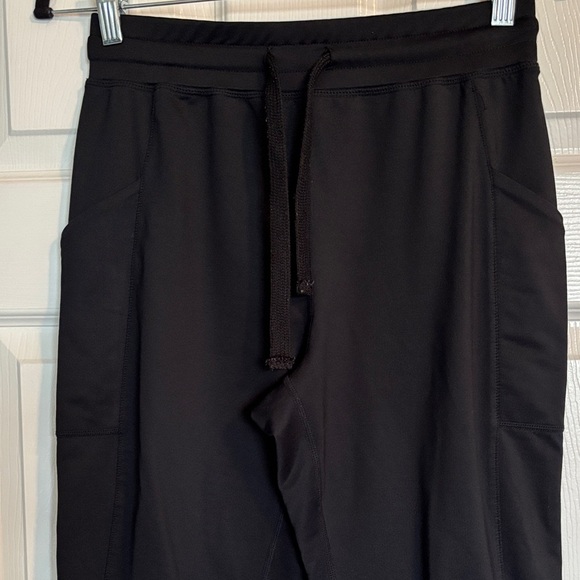 Fabletics women’s black high waist scrub jogger pants size XS - Picture 1 of 9